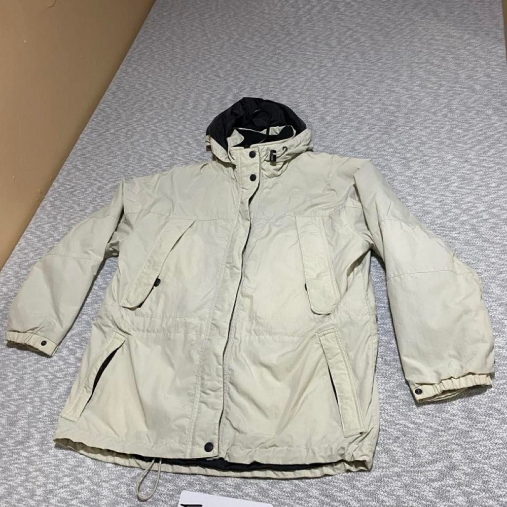 Eddie Bauer Beige winter jacket with hood full zip up Women M. SKU-C113